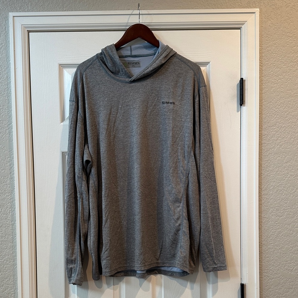 Simms Heather Gray Long Sleeve Pullover Hoodie